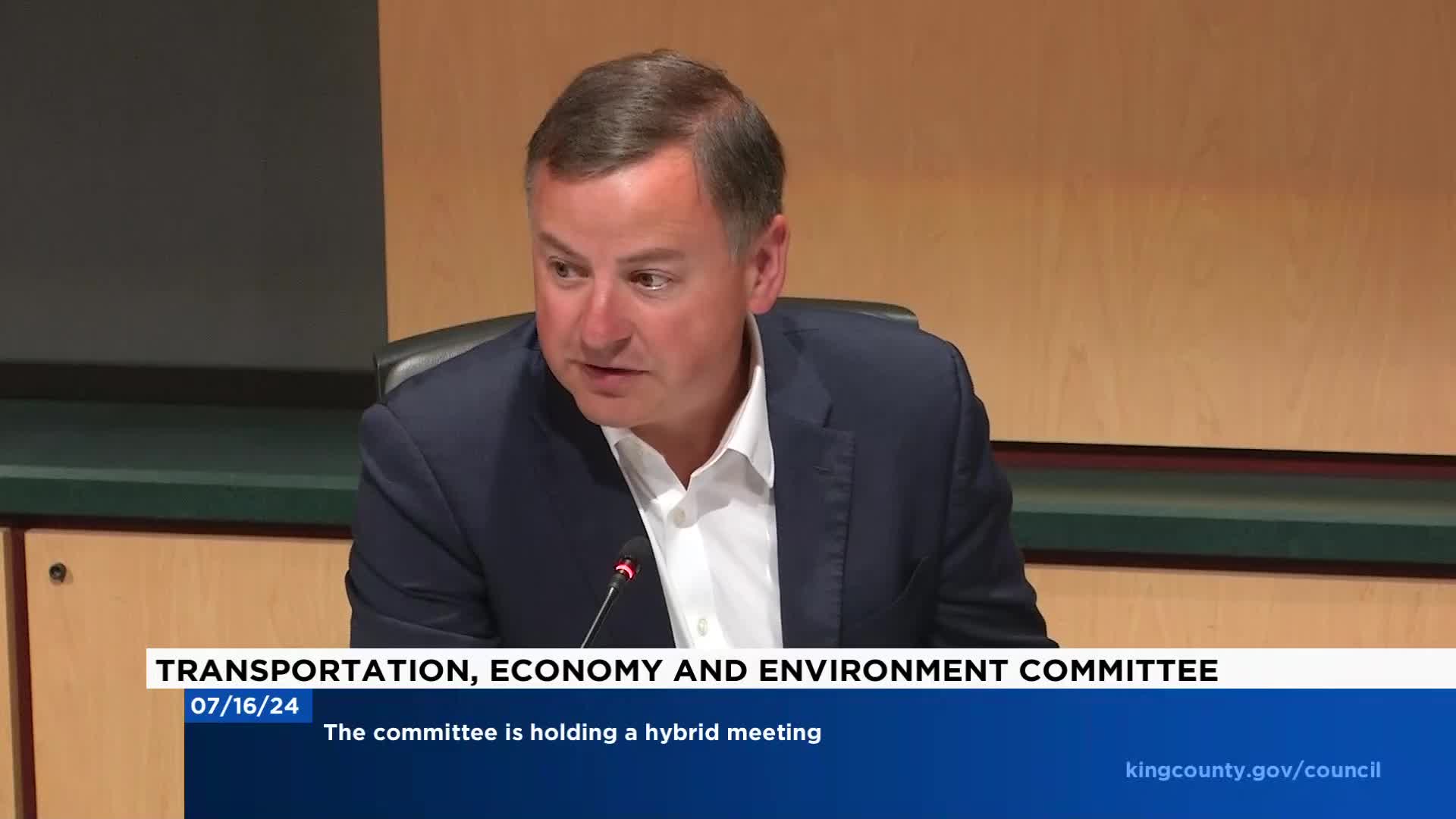 Community demands urgent restroom facilities at transit center