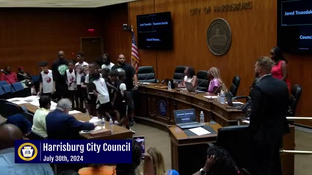 Youth basketball team triumphs after challenging season