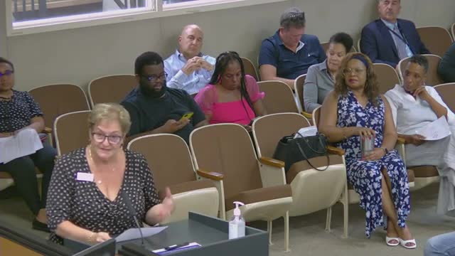 Community leader demands action on neglected royal palms