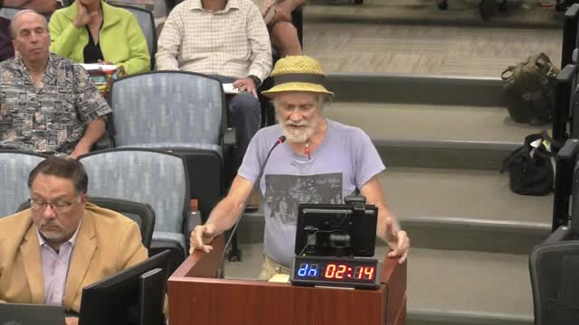 Elder civil rights leader warns of democracy under threat