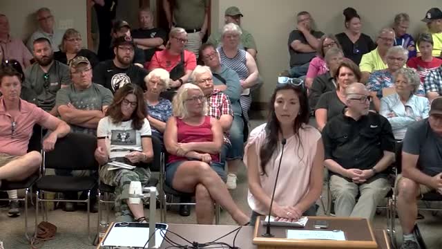 Residents rally against racetrack noise and property value decline