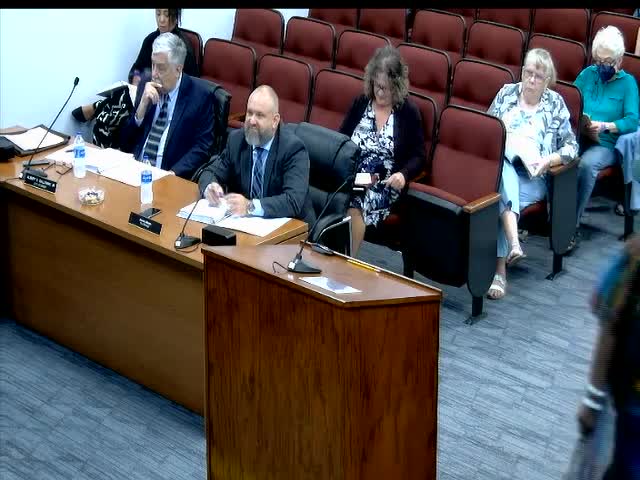 City official warns growth threatens air quality and trees