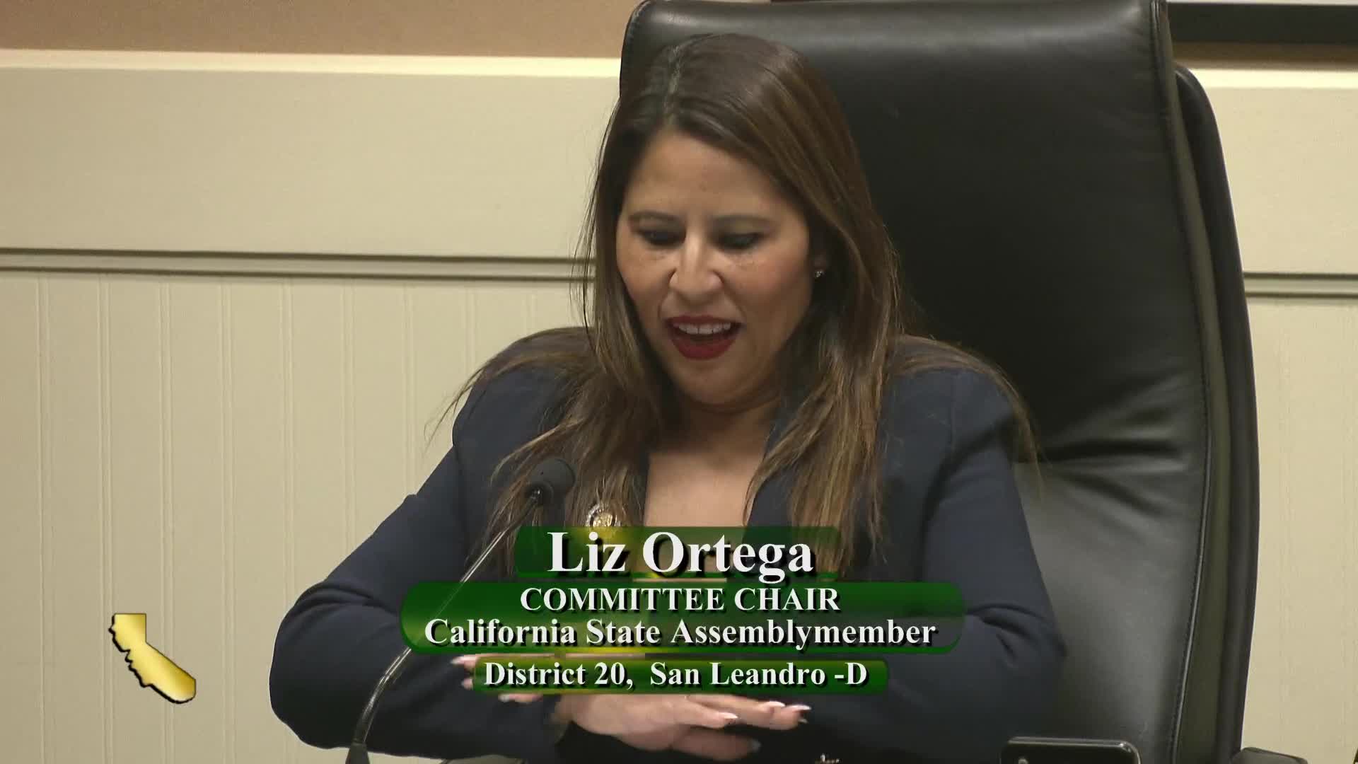 Lawmakers confront AI's impact on workforce at crucial hearing