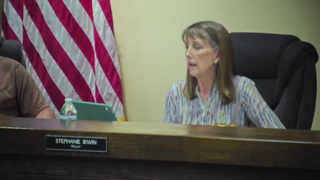 Council urges development to save struggling town