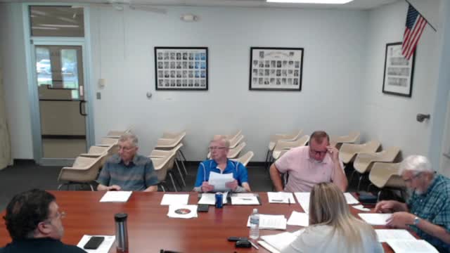 Residents rally against high voltage power line expansion