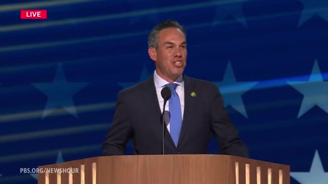 Democrats seize immigration issue to challenge Trump advantage