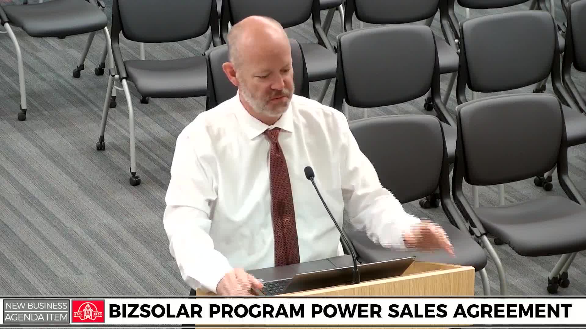 City approves first solar power agreement in new initiative
