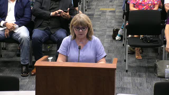 Librarian fights back against censorship in schools
