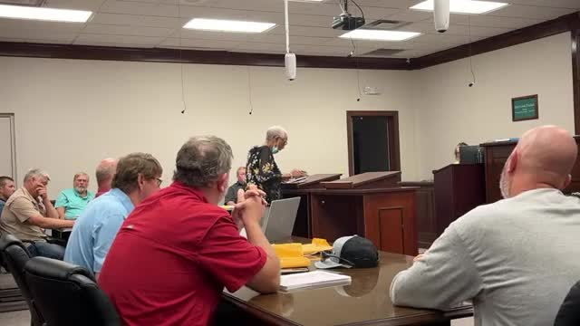 Voters urged to decide tie in heated school board race