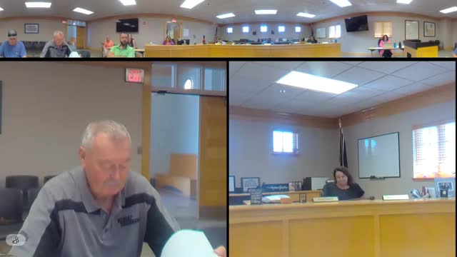 Innovative housing solutions spark debate in local meeting