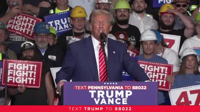 Trump rallies supporters with bold promises for America