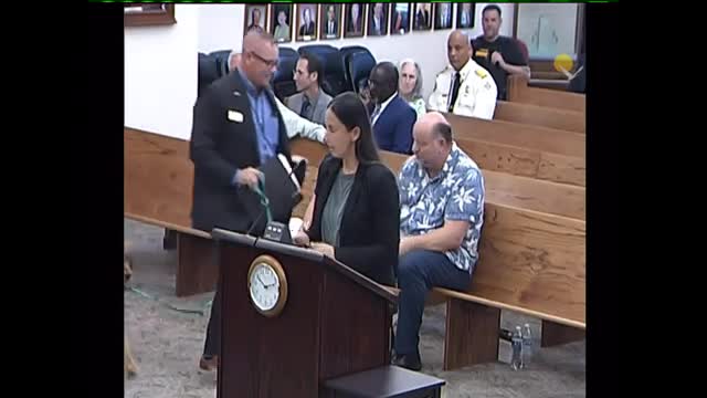 Residents demand urgent changes to controversial sign ordinance