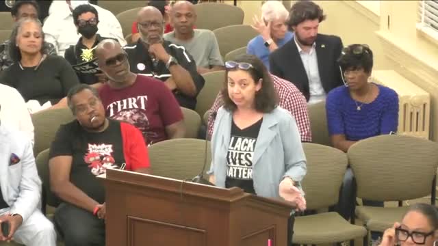 City Council Faces Heated Debate Over Urban Renewal Issues