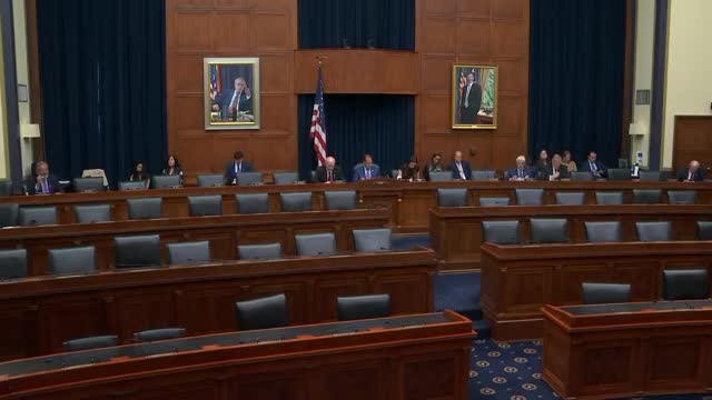 Lawmakers clash over climate change and financial stability risks