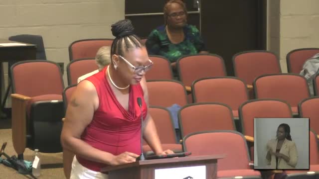 Community rallies for solar panels to power local schools