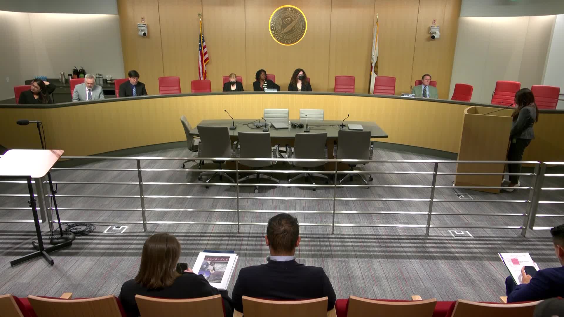 California lawmakers push to bring back call center jobs