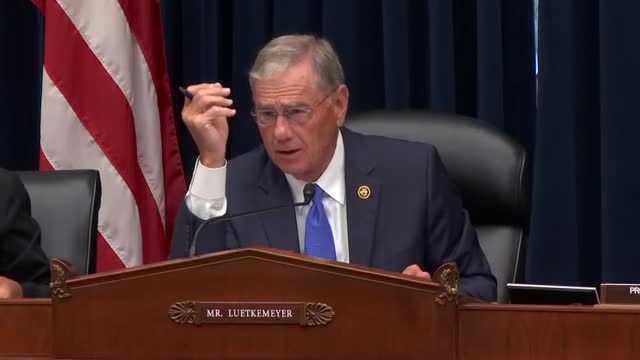 Lawmakers push for stronger measures against cryptocurrency scams