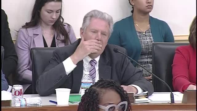 Lawmakers push for urgent national data privacy law