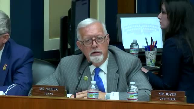 EPA faces scrutiny over clean school bus program effectiveness