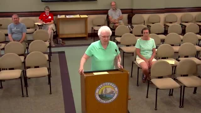 City officials urged to restore beloved ice cream cones