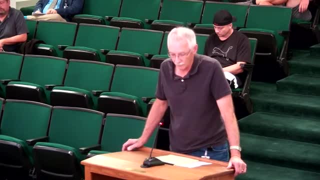 Water main break causes chaos as crews race to repair