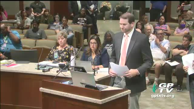 City Council Approves Controversial Tax Roll Amid Housing Debate