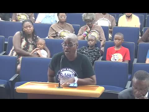 Community rallies for Alzheimer's awareness and new care services