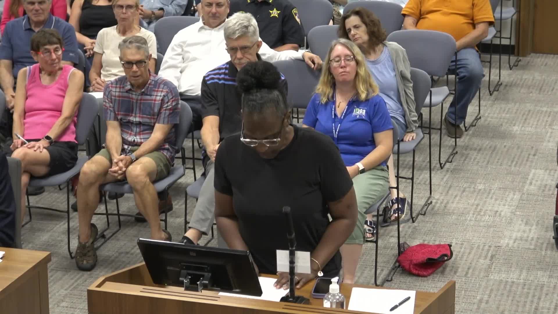 Residents demand urgent action for pedestrian safety on Roosevelt Road