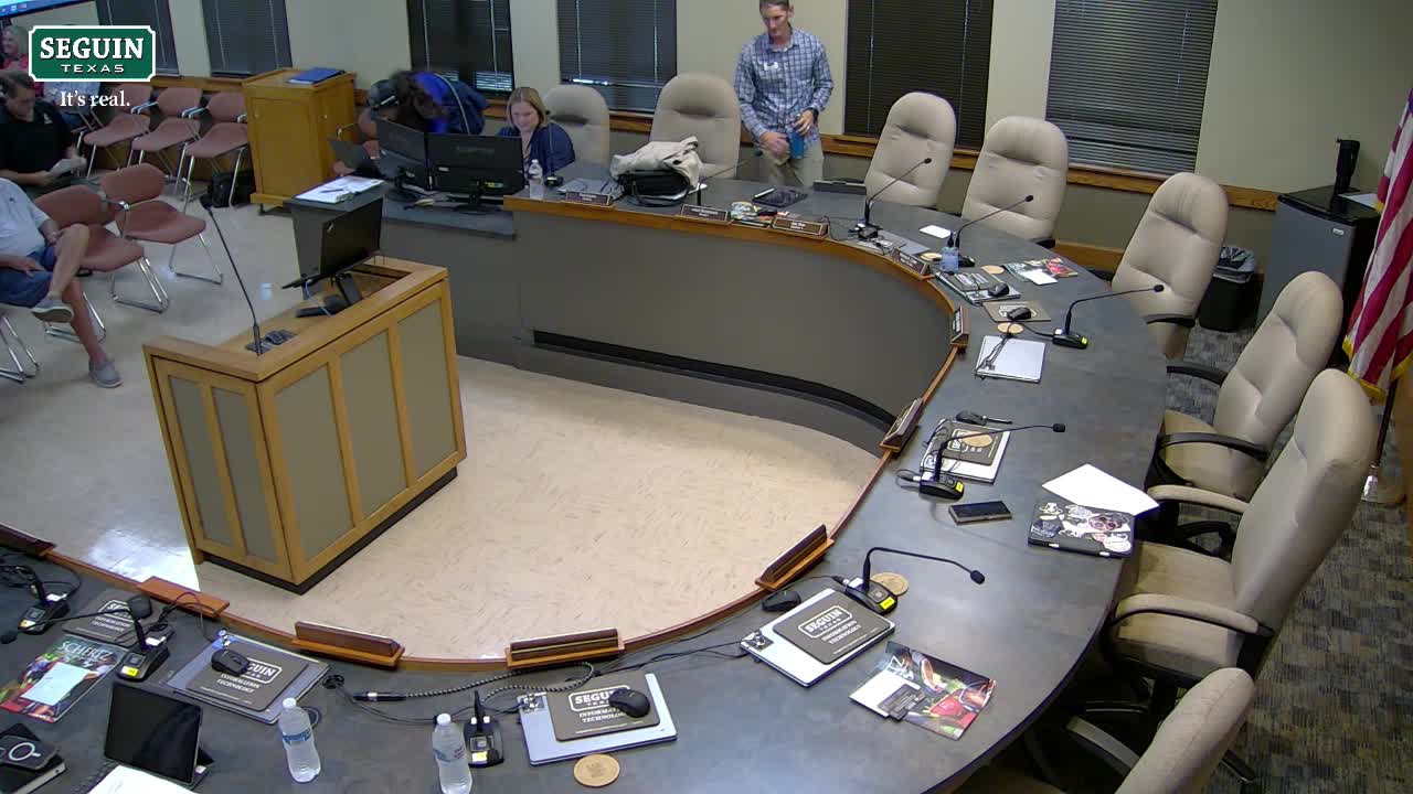 City council debates fate of historic golf course tree