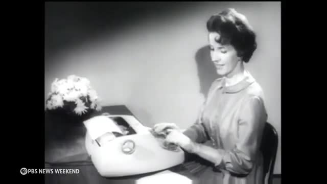 Typewriters make a surprising comeback in digital age