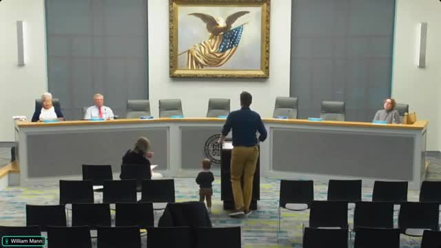 Retail Sector Braces for Critical Holiday Shopping Weekend