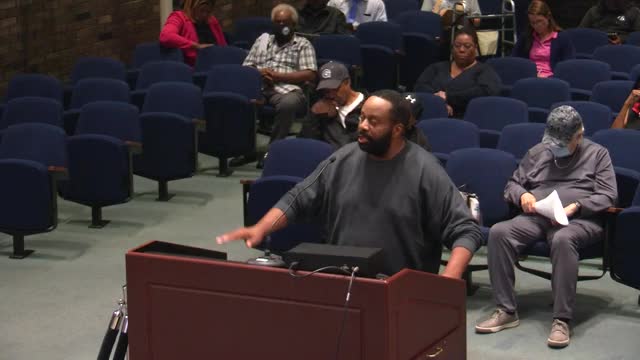 Community unites to bridge gap with police in Southfield