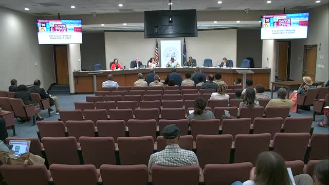 Moment of silence honors 9/11 victims and heroes