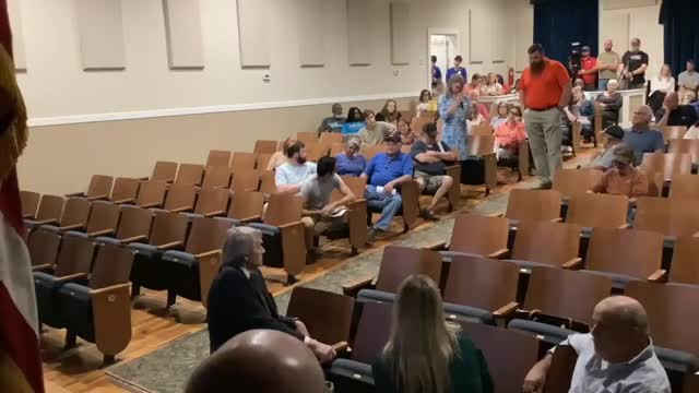 Citizens demand accountability in water supply decision