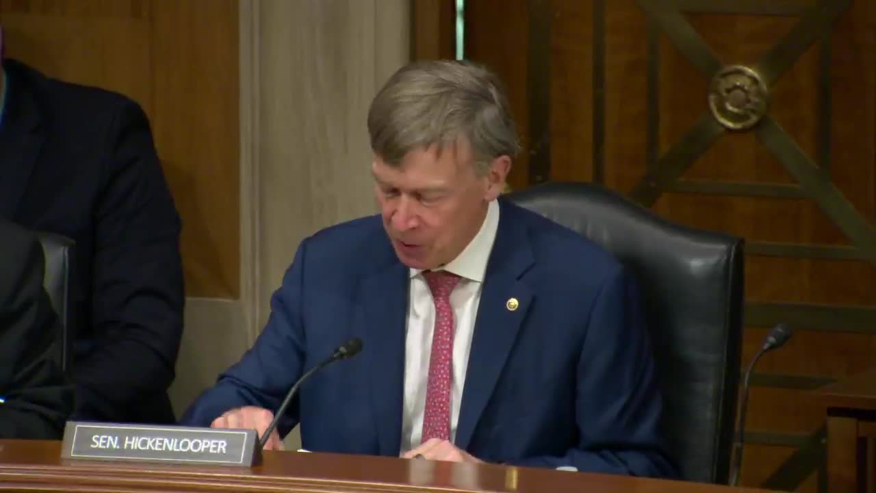Senators push for AI training to empower American workforce