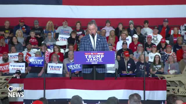 Community rallies behind Trump as hope for middle class fades