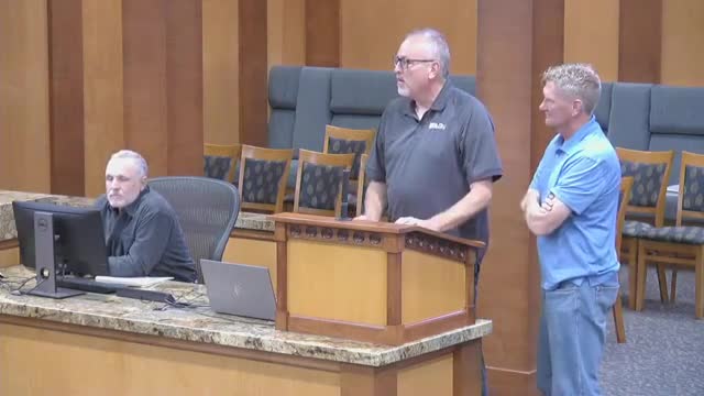 City debates future of neighborhood amid commercial expansion
