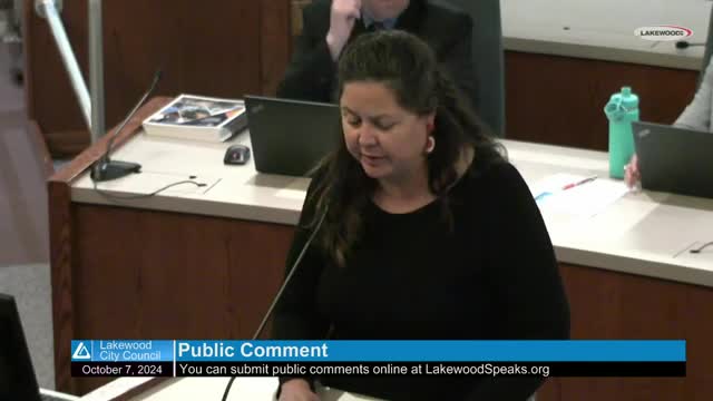 City Council Faces Budget Crisis Amid Calls for Change