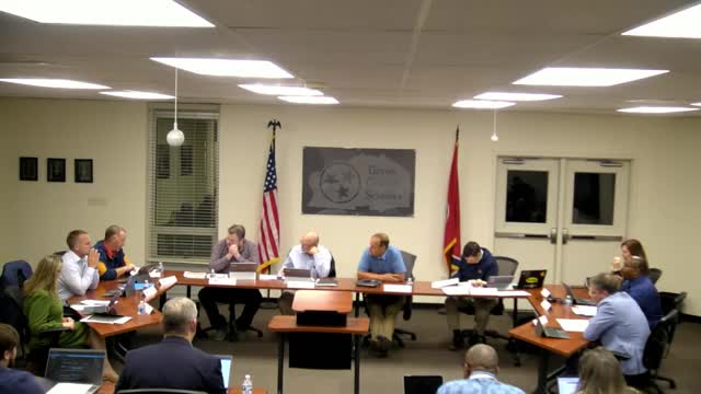 School Board Faces Backlash Over Grading and Communication Issues