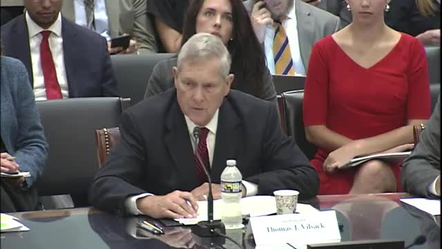 Secretary admits mistakes in food supply chain crisis