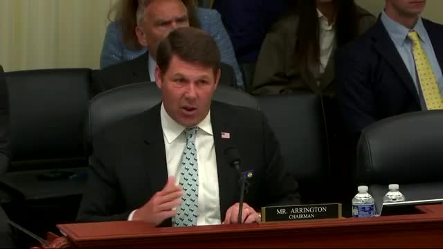 Lawmakers race against time to prevent government shutdown