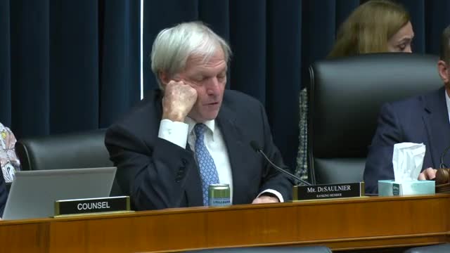 Lawmakers debate balance between universal healthcare and free market