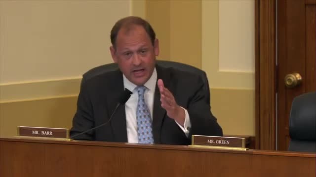 Bipartisan delegation pushes for stronger sanctions on China