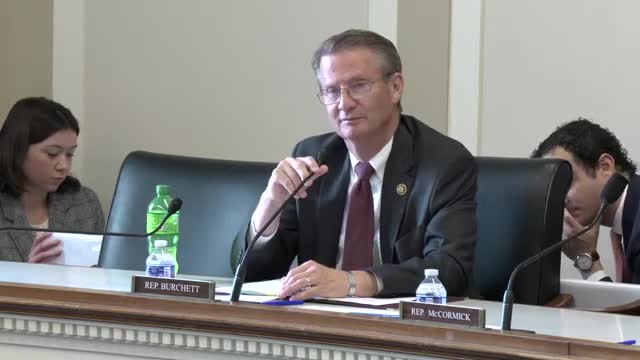 US cash assistance sparks debate on migrant support