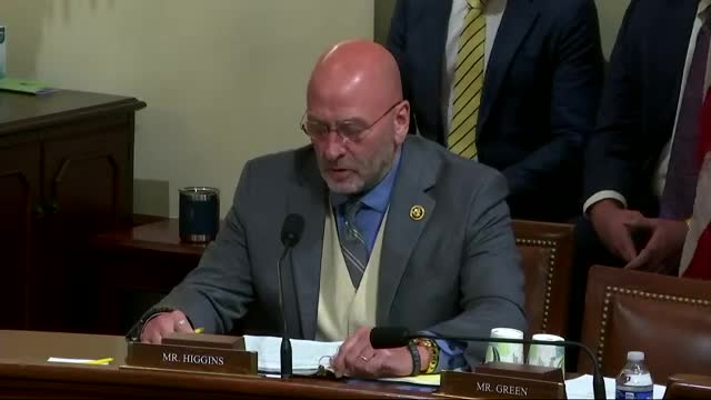 Lawmakers probe air marshal service for political bias