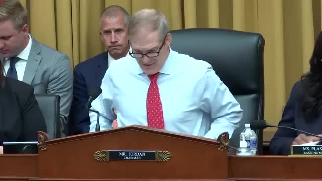 FBI under fire for alleged political bias and whistleblower retaliation