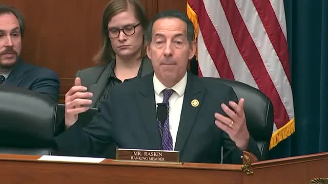 Project 2025 sparks fierce debate over government overhaul