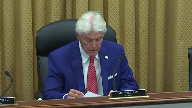 Small businesses struggle as optimism hits pandemic lows