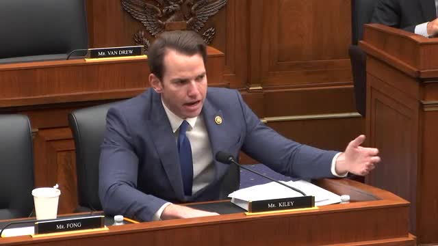 FAA Faces Scrutiny Over SpaceX Launch Delays and Safety Concerns