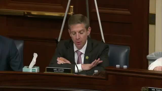Lawmakers demand urgent action on troubled GI Bill modernization